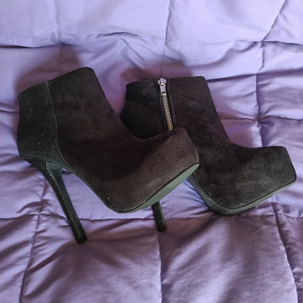 Steve Madden Stiletto Bootie